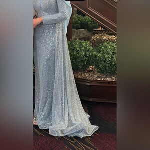 Elegant blue Evening Gown